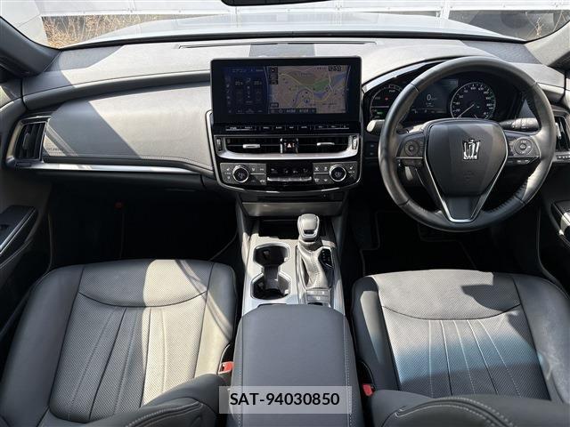 Toyota CROWN SEDAN 2021-09 5864077-16