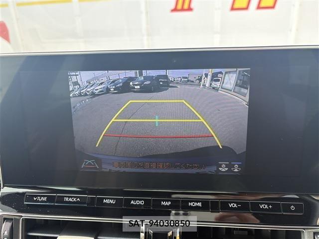 Toyota CROWN SEDAN 2021-09 5864077-25