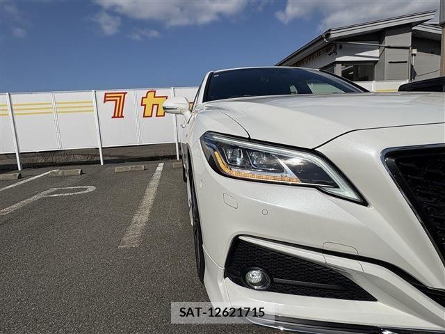 Toyota CROWN SEDAN 2018-10 5864080-10