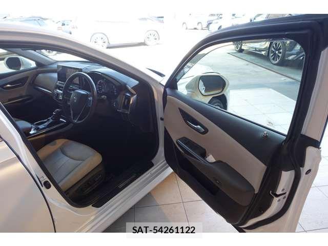 Toyota CROWN SEDAN 2021-07 6213074-13