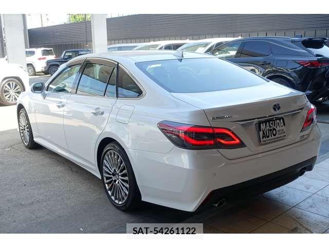 Toyota CROWN SEDAN 2021-07 6213074-3