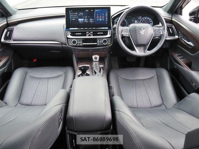 Toyota CROWN SEDAN 2022-07 6243065-9