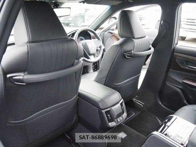 Toyota CROWN SEDAN 2022-07 6243065-14