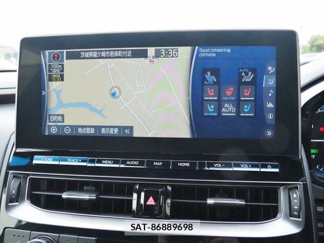 Toyota CROWN SEDAN 2022-07 6243065-17