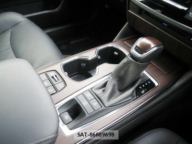Toyota CROWN SEDAN 2022-07 6243065-29