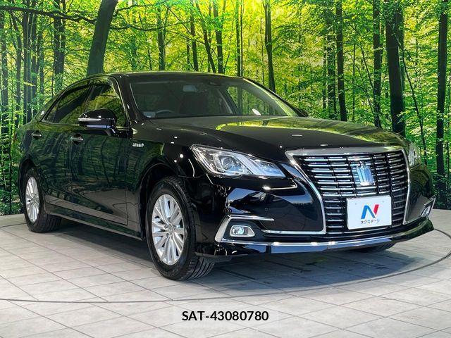 Toyota CROWN SEDAN 2016-10 6303483-15