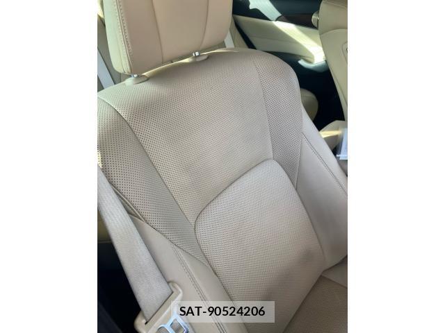 Toyota CROWN SEDAN 2015-04 6496376-19