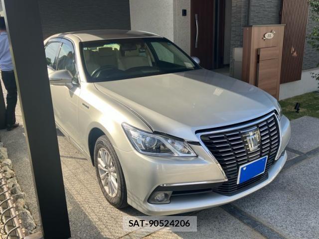 Toyota CROWN SEDAN 2015-04 6496376-1