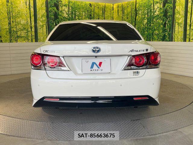 Toyota CROWN SEDAN 2017-05 6525858-15