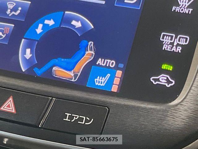 Toyota CROWN SEDAN 2017-05 6525858-6