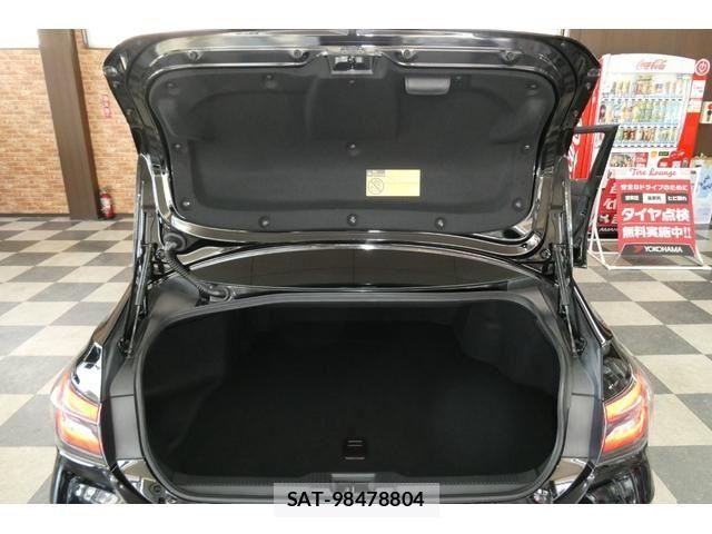 Toyota CROWN SEDAN 2018-06 6525853-11