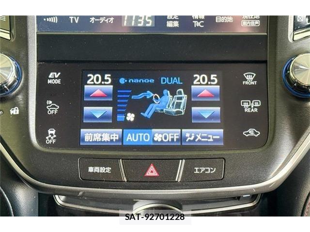 Toyota CROWN SEDAN 2016-02 6641413-14