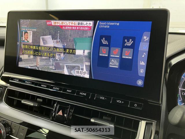 Toyota CROWN SEDAN 2021-01 6670987-20