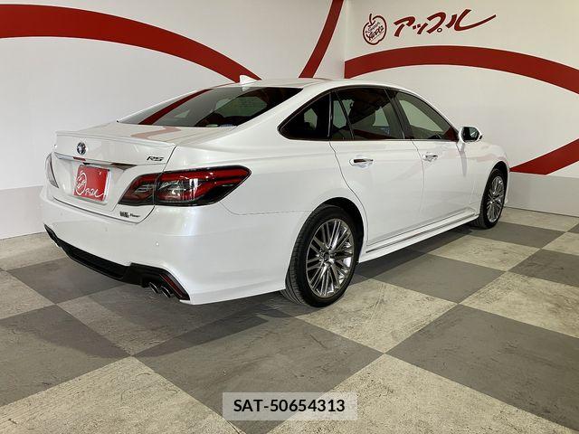 Toyota CROWN SEDAN 2021-01 6670987-23