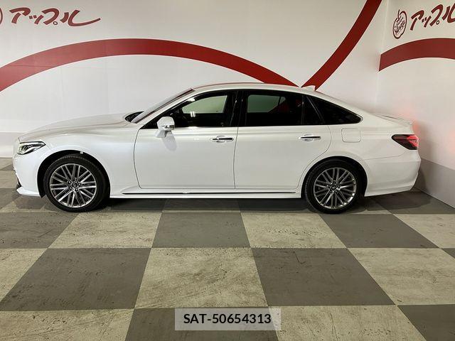 Toyota CROWN SEDAN 2021-01 6670987-2