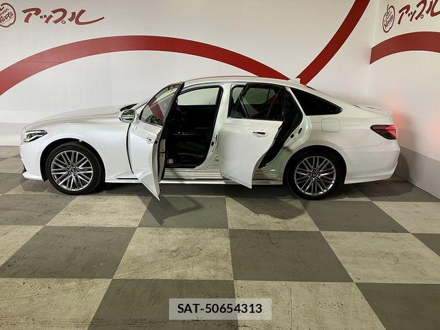 Toyota CROWN SEDAN 2021-01 6670987-3