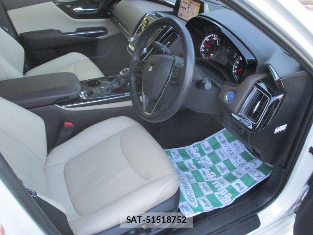 Toyota CROWN SEDAN 2020-03 6670988-1