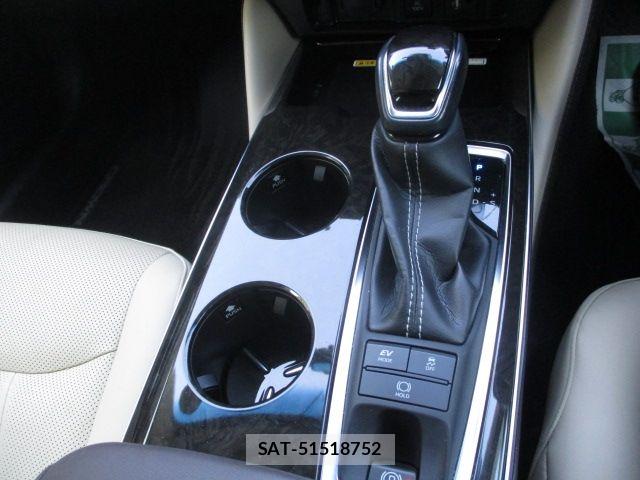 Toyota CROWN SEDAN 2020-03 6670988-19