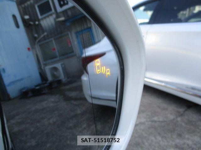Toyota CROWN SEDAN 2020-03 6670988-29
