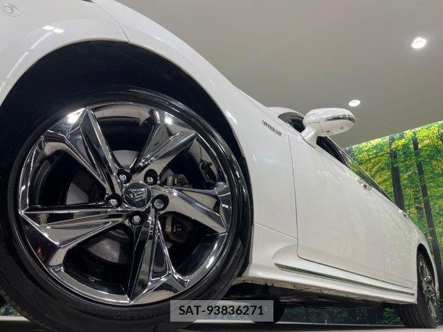 Toyota CROWN SEDAN 2018-10 6670989-12