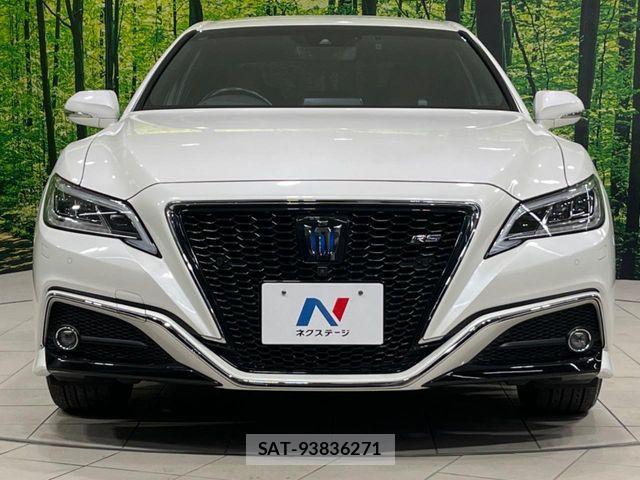 Toyota CROWN SEDAN 2018-10 6670989-13