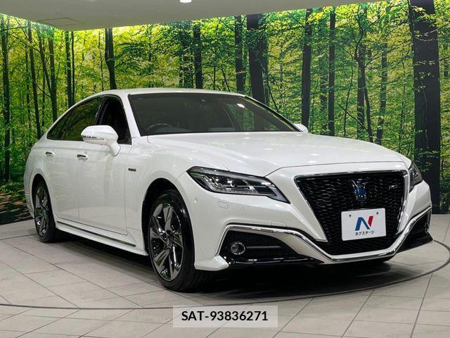 Toyota CROWN SEDAN 2018-10 6670989-15