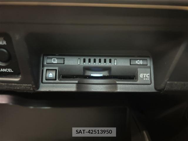 Toyota CROWN SEDAN 2021-03 6690971-22