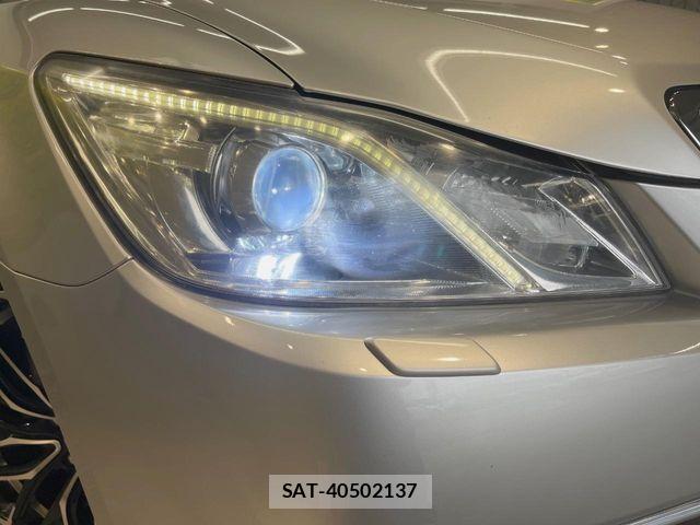Toyota CROWN SEDAN 2015-01 6715941-11