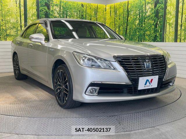 Toyota CROWN SEDAN 2015-01 6715941-15