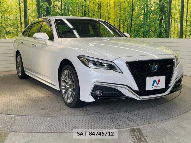 Toyota CROWN SEDAN 2021-05 6715940-15