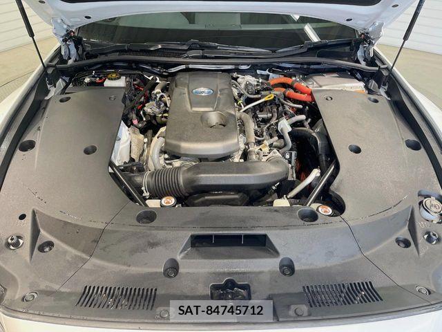 Toyota CROWN SEDAN 2021-05 6715940-17