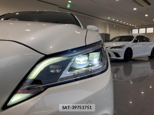 Toyota CROWN SEDAN 2020-01 6790898-10