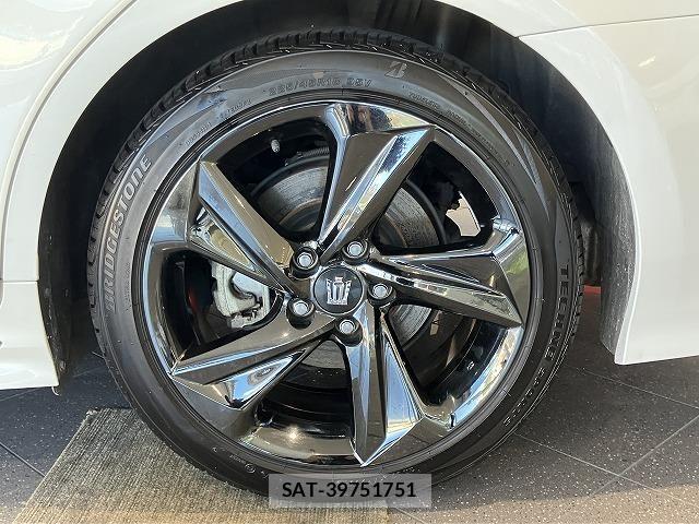 Toyota CROWN SEDAN 2020-01 6790898-17