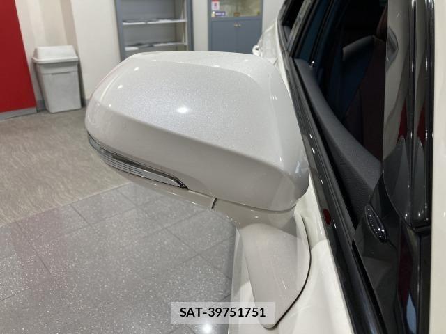 Toyota CROWN SEDAN 2020-01 6790898-7