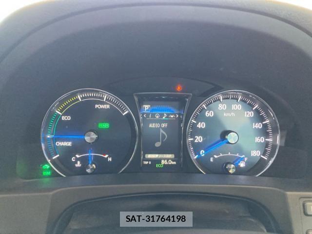 Toyota CROWN SEDAN 2017-05 6903760-20