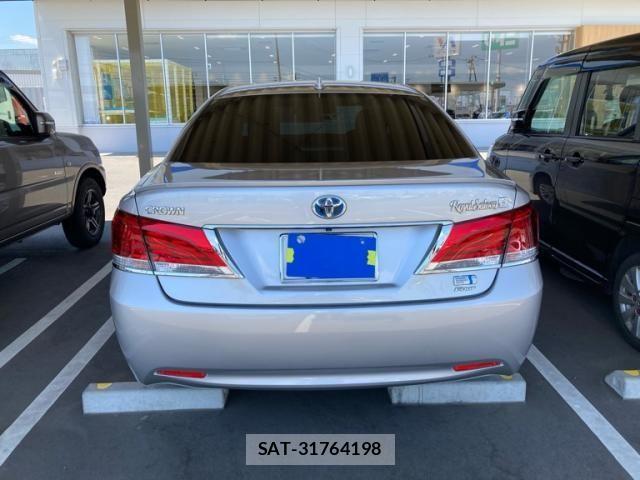 Toyota CROWN SEDAN 2017-05 6903760-3