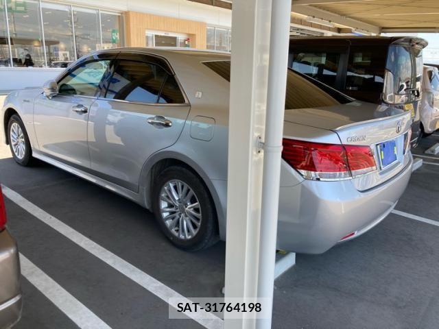 Toyota CROWN SEDAN 2017-05 6903760-4