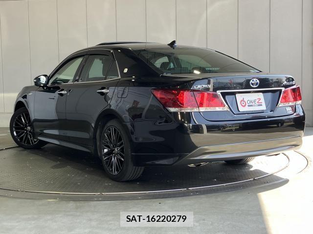 Toyota CROWN SEDAN 2014-12 6903741-28