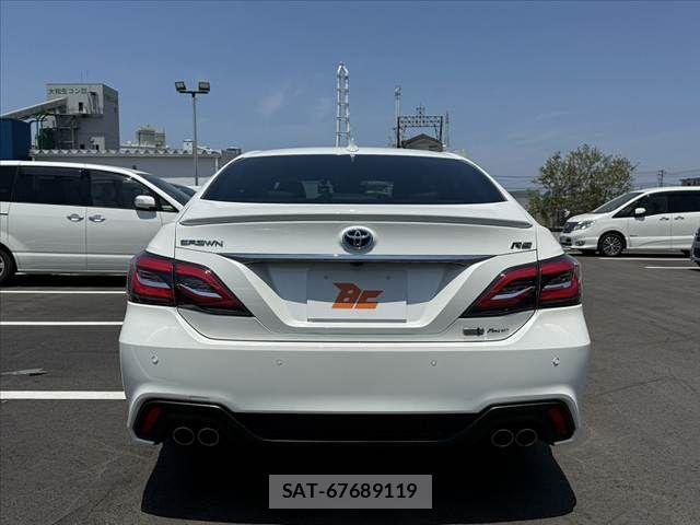 Toyota CROWN SEDAN 2020-07 6992801-11