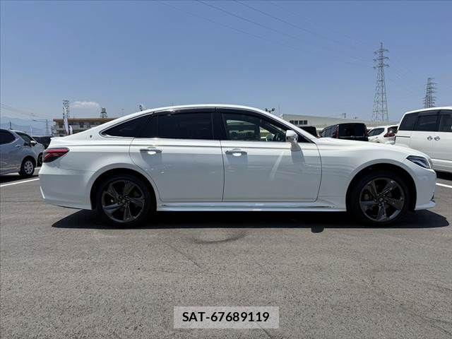 Toyota CROWN SEDAN 2020-07 6992801-13