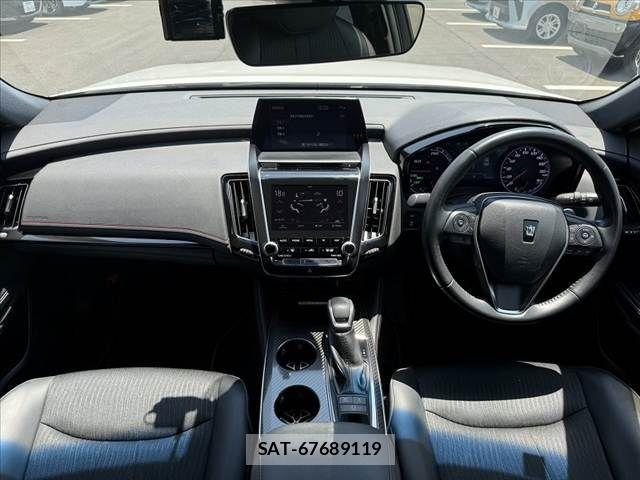 Toyota CROWN SEDAN 2020-07 6992801-1
