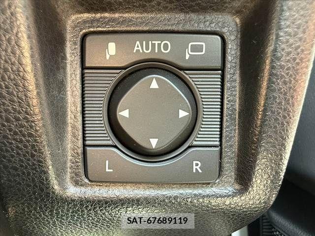 Toyota CROWN SEDAN 2020-07 6992801-27