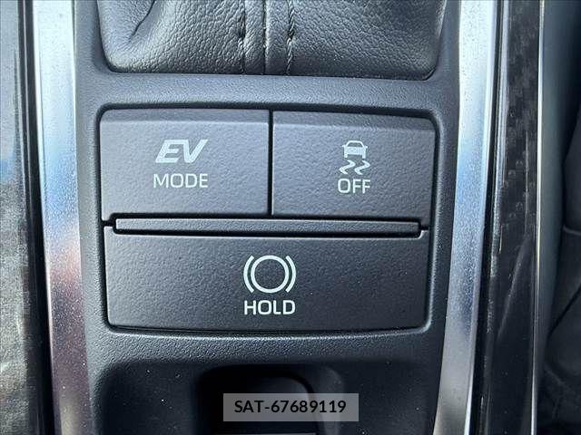 Toyota CROWN SEDAN 2020-07 6992801-28