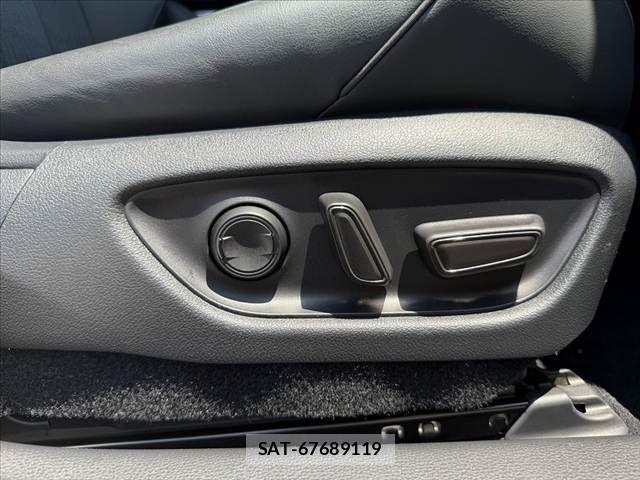 Toyota CROWN SEDAN 2020-07 6992801-5