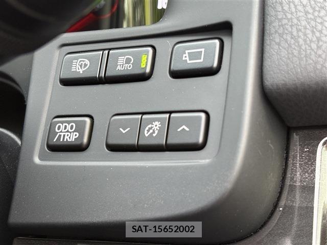 Toyota CROWN SEDAN 2015-02 7058079-23