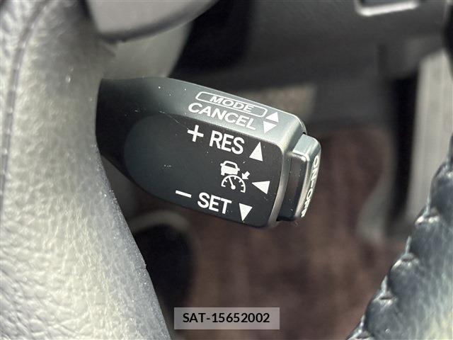 Toyota CROWN SEDAN 2015-02 7058079-24