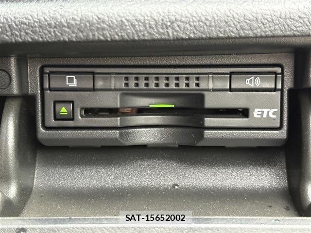 Toyota CROWN SEDAN 2015-02 7058079-25