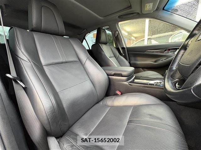 Toyota CROWN SEDAN 2015-02 7058079-27