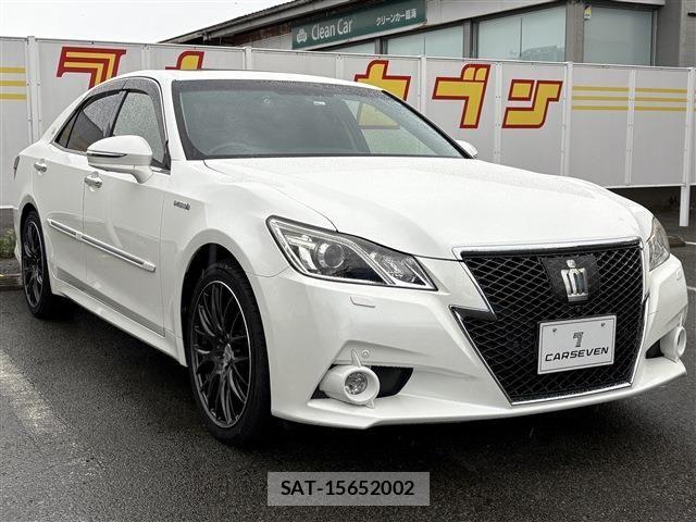 Toyota CROWN SEDAN 2015-02 7058079-2