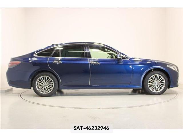 Toyota CROWN SEDAN 2021-03 7216726-13